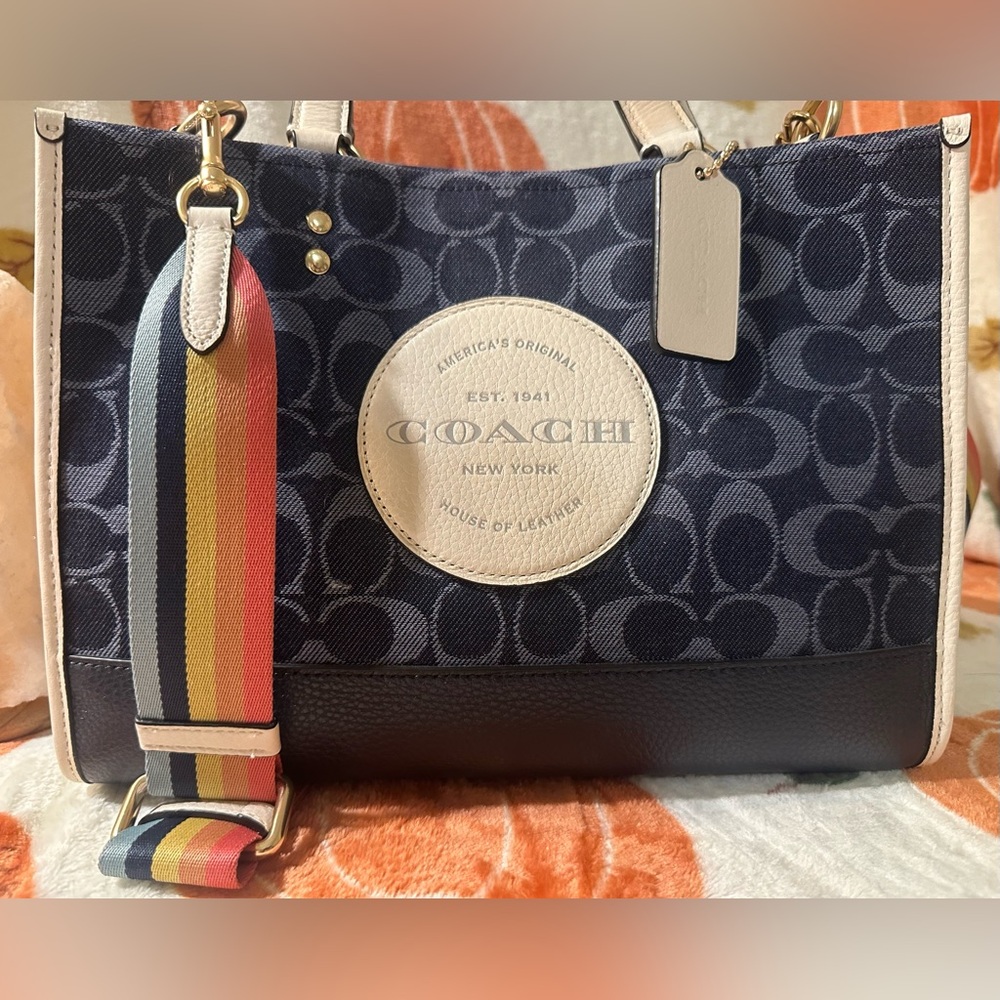 NWT Coach Dark Blue and Cream Shoulder Bag